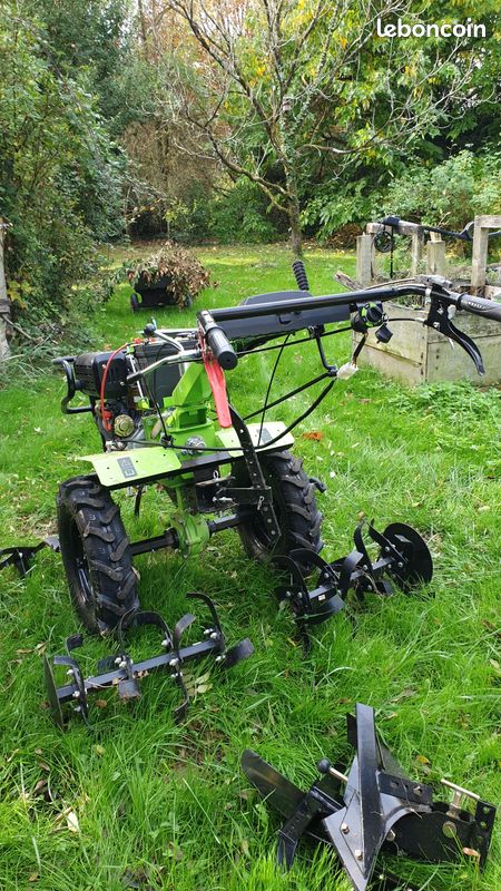 Motoculteur diesel 12 CV transmission directe VITO 456 cm3 avec 2 fraises et butteur (image 4)