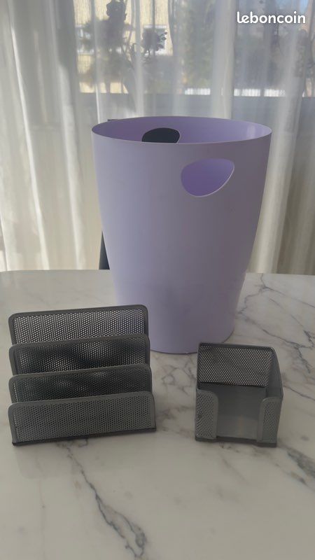 Lot accessoires bureau (image 1)