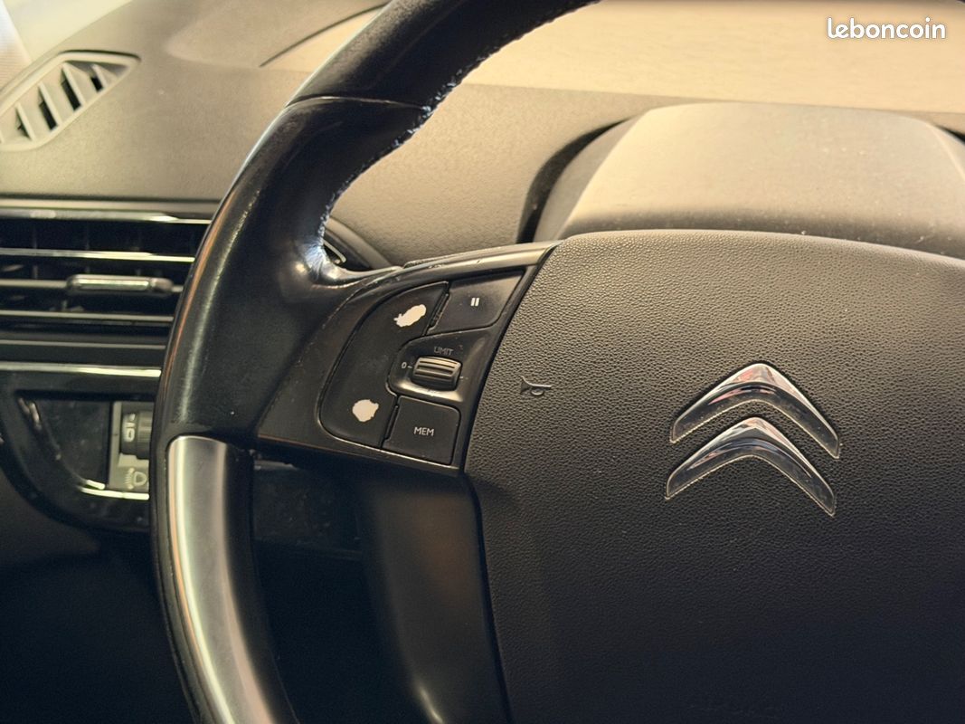 Citroen c4 picasso 1.6 bluehdi 120 ch attraction start-stop/ attelage/ carplay (image 16)