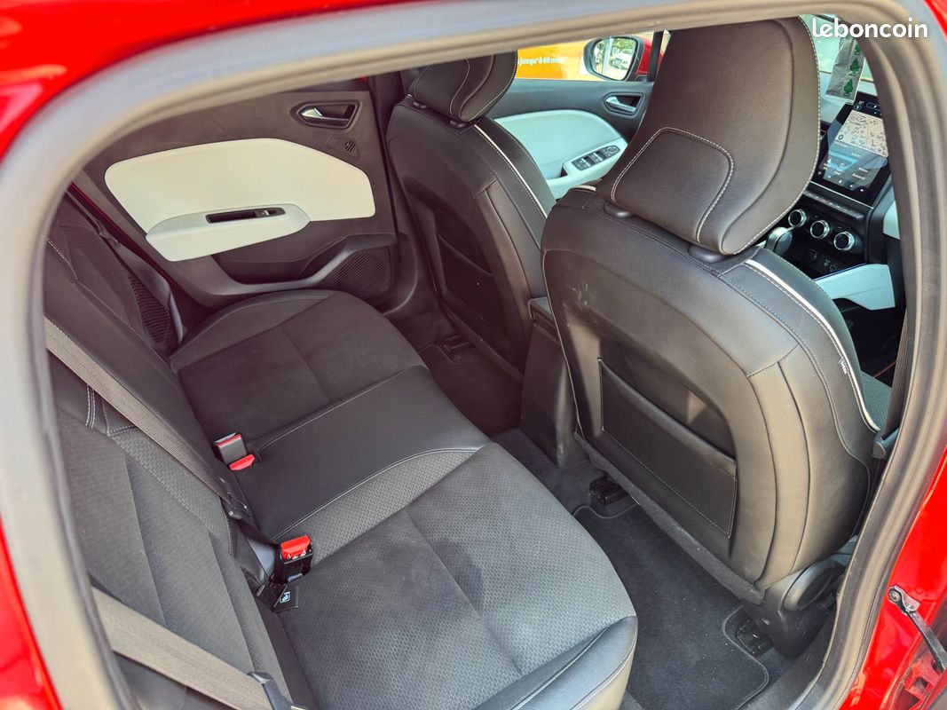 RENAULT CLIO 1.6 E-TECH 140H 90 HYBRID FULL-HYBRID INTENS BVa (image 28)