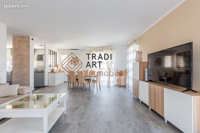 Propriété 5 pièces 166 m²