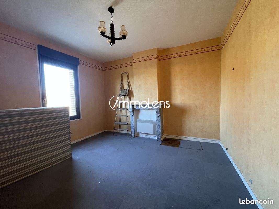 Maison 4 pièces 81 m² · à Lens · 81 m² · 72 000 €