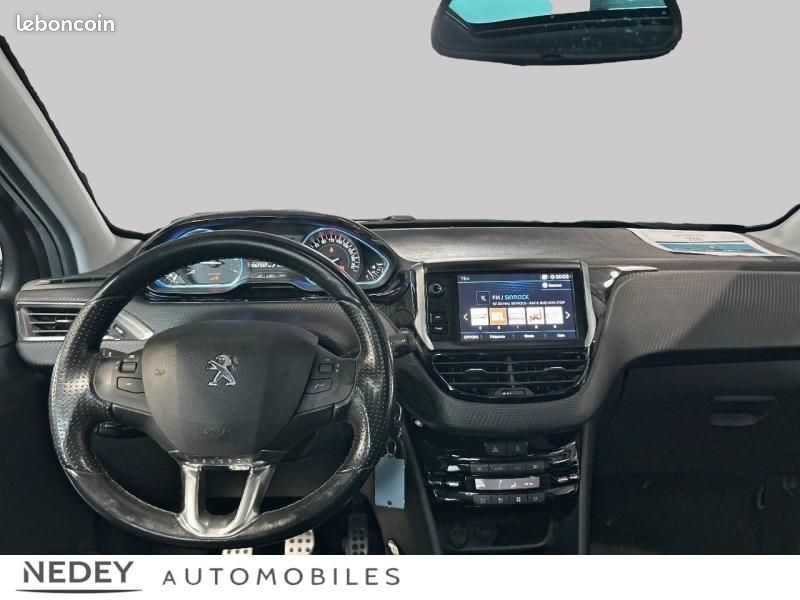Peugeot 2008 1.2 PureTech 110ch E6.c Allure S&S 5cv (image 8)