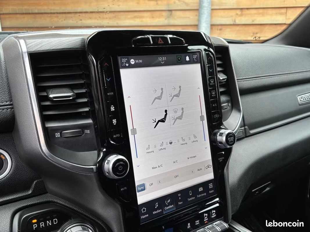 Dodge RAM 1500 Laramie Night Edition LPG 5.7 V8 HEMI 401 ch 4x4 – Écran 12” – Harman Kardon (image 15)