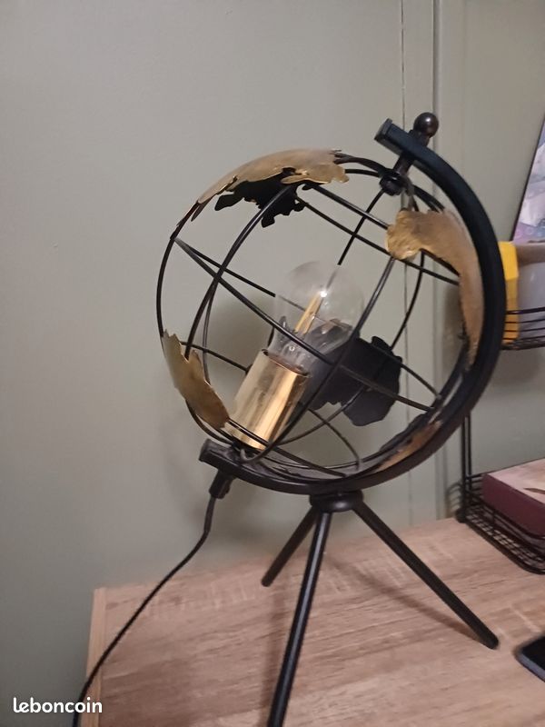 Lampe de chevet (image 1)