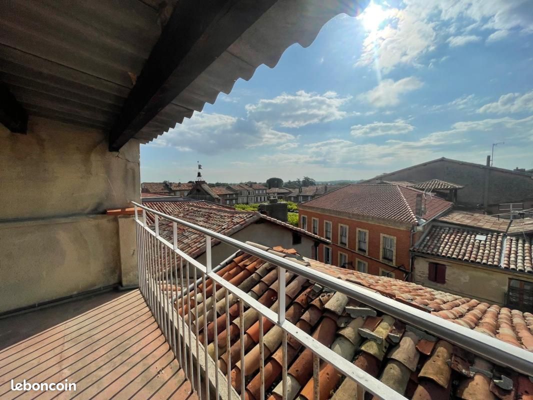 Appartement 3 pièces 74 m² · à Lisle-sur-Tarn · 74 m² · 99 000 €