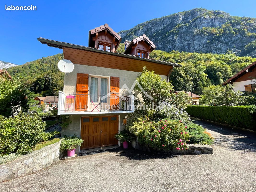 Maison 5 pièces 91 m² · à Thônes · 91,4 m² · 483 000 €