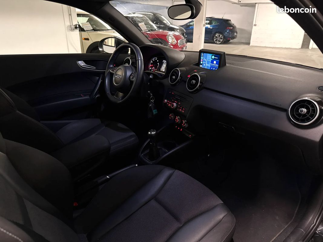 AUDI A1 1.2 86ch Ambition Luxe - 2013 - 128 000 km - CARPLAY - SUIVI COMPLET - REGULATEUR - SIEGES SPORT (image 16)