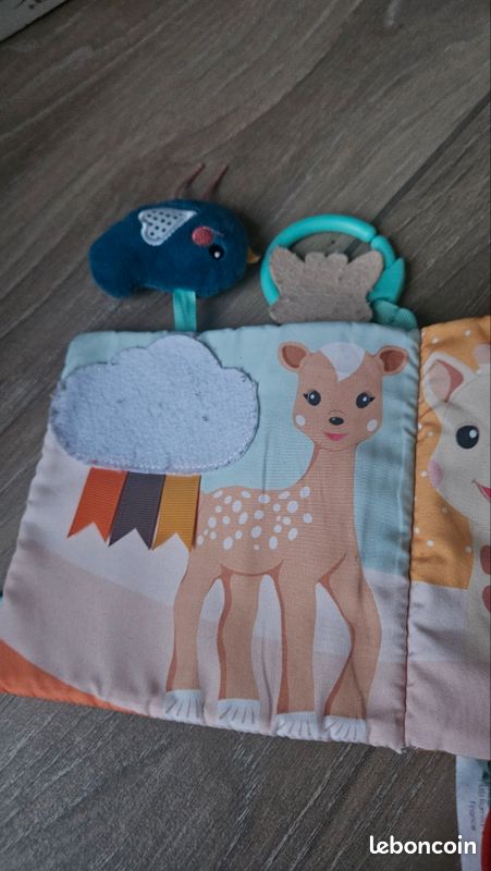 Sophie la girafe livre des decouvertes | jouets 1er age | jouéclub Sophie la girafe livre des decouvertes | jouets 1er age | jouéclub
