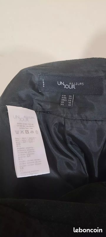 Jupe Noire UN JOUR AILLEURS Taille 46/XXXL - Occasion En Très Bon état - Coupe Classique Femme