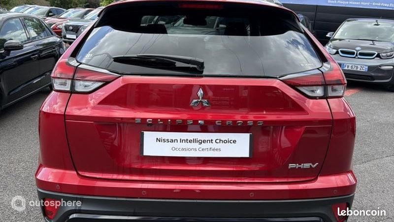 Mitsubishi Eclipse Cross 2.4 MIVEC PHEV 188ch Black Collection 4WD 2023 (image 2)