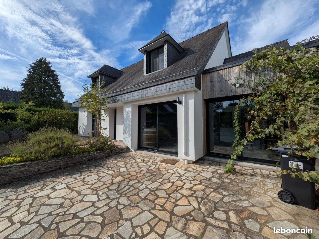 Maison 7 pièces 150 m² · à Guichen · 150 m² · 381 000 €