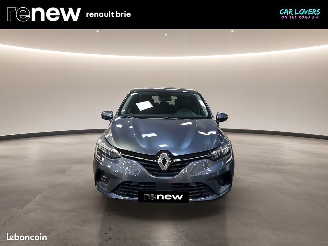 RENAULT Clio E-Tech 140 - 21 Business (image 8)