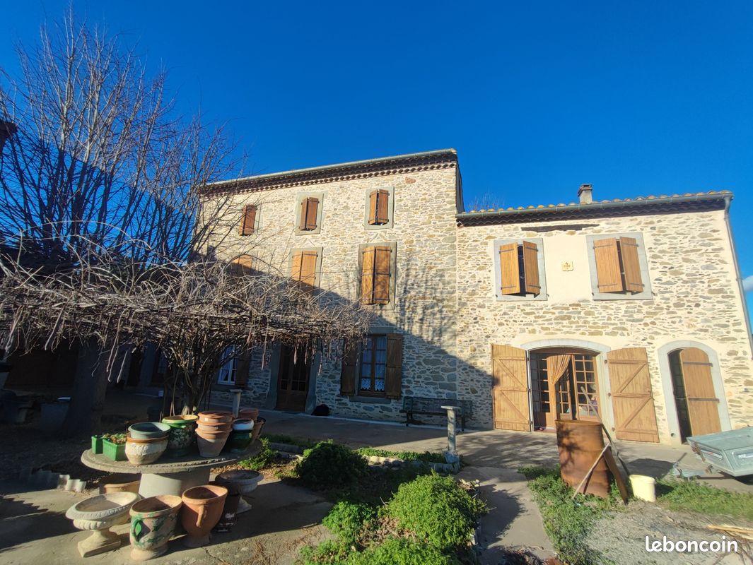 Maison 8 pièces 198 m² · à Rieux-Minervois · 198 m² · 250 000 €