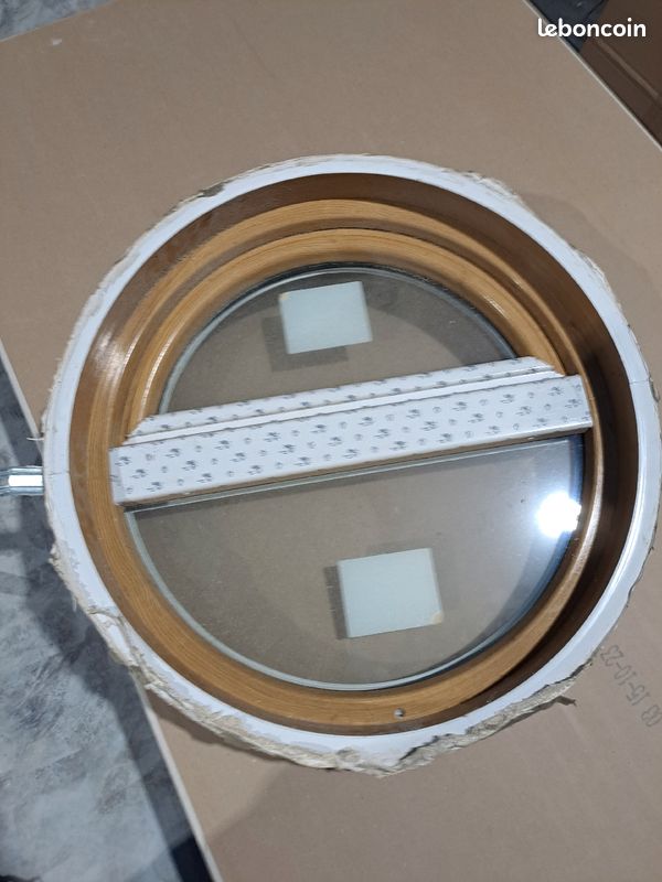 Oeil de bœuf pvc (image 3)