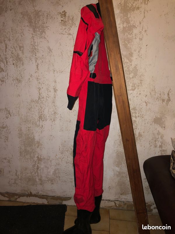 Combinaison Homme Henri Lloyd Taille XXL Rouge - Nylon, Capuche Cachée, S11675 (occasion)
