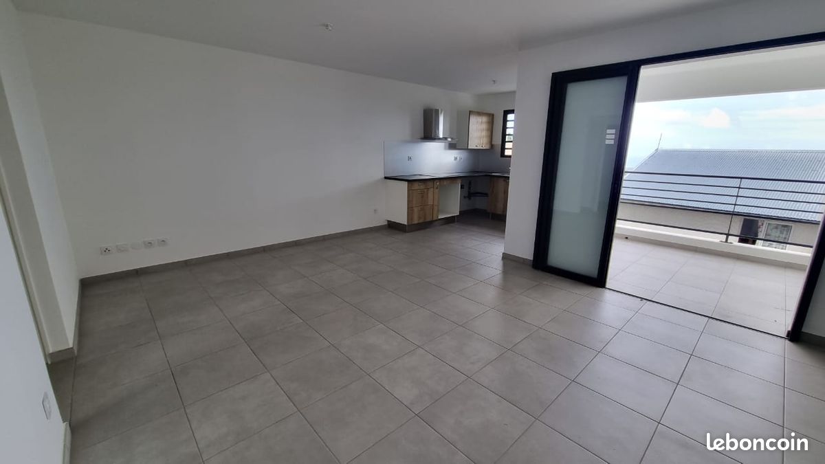 Appartement 3 pièces 72 m² · à Saint-Louis · 72 m² · 872 €/mois
