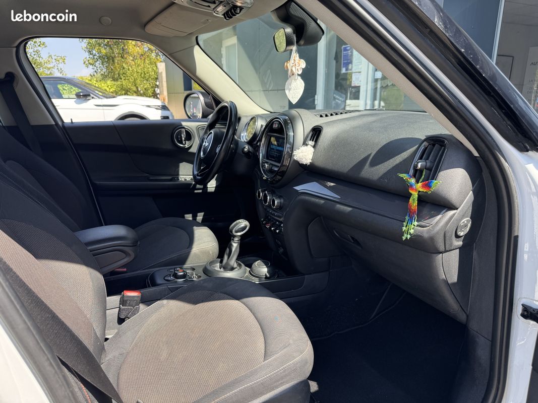 MINI Countryman 1.5i 136 ch COOPER BVA6 (image 26)