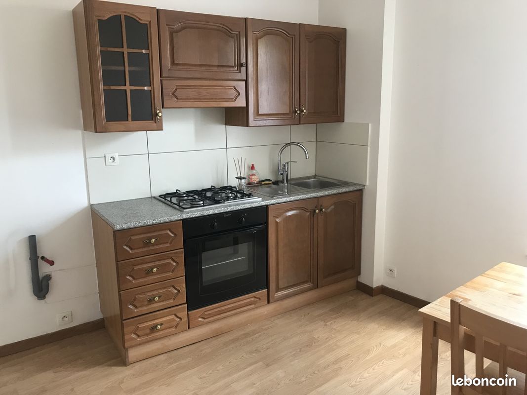 Appartement 1 pièce 33 m² · à Bar-le-Duc · 33 m² · 350 €