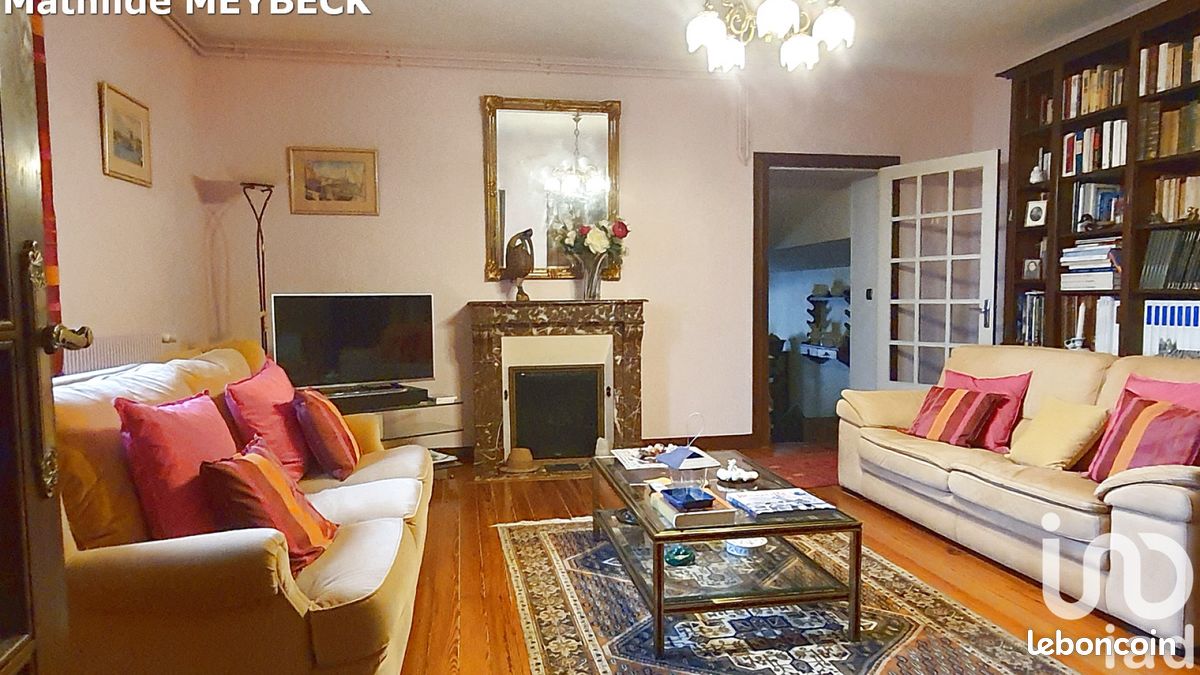 Maison 10 pièces 232 m² - Fressines 79370 (image principale 6)