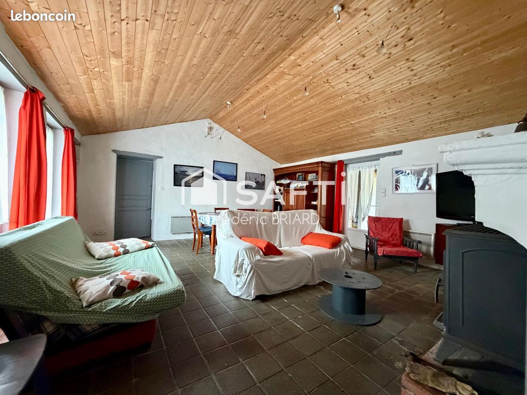 Maison 5 pièces 110 m² · à Givrand · 110 m² · 284 300 €