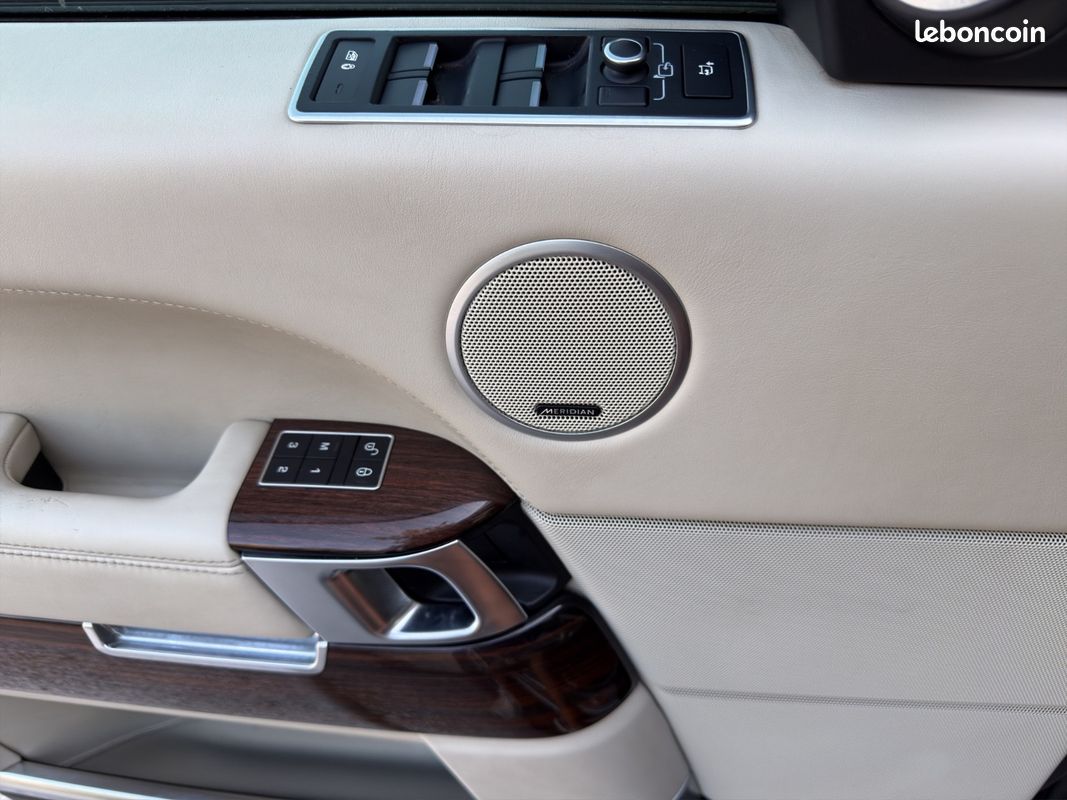 Land Rover Range Rover 3.0 354 Autobiography Hybrid (image 18)