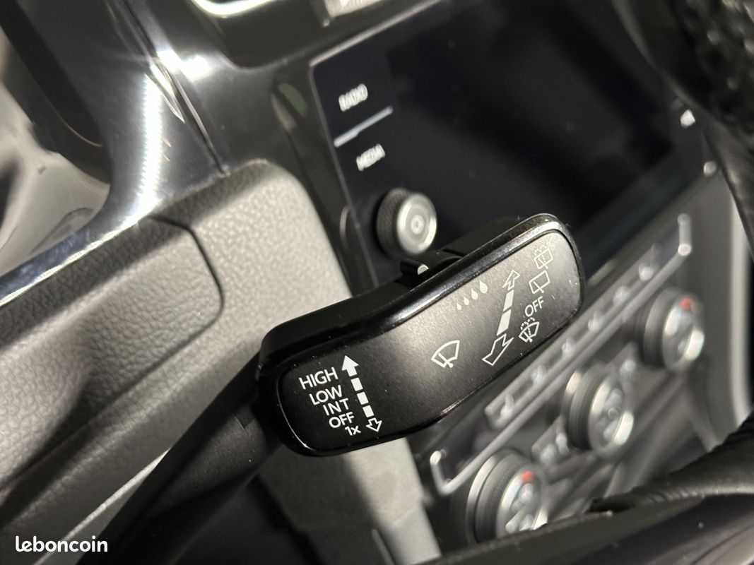 VOLKSWAGEN GOLF VII (2) 1.0 TSi 115 IQ.DRIVE BVM6 5P (image 24)