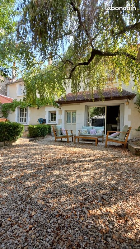 Maison 5 pièces 130 m² · à Maligny · 130 m² · 215 000 €