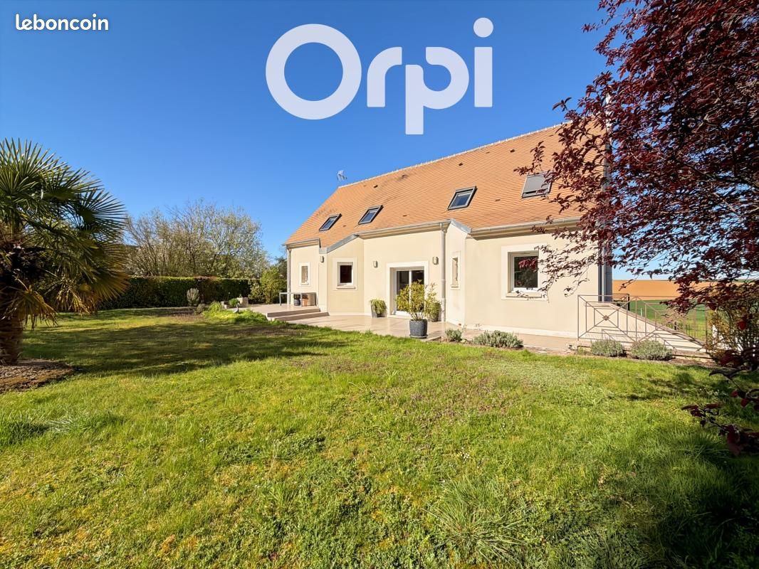 Maison 7 pièces 204 m² (image 2)