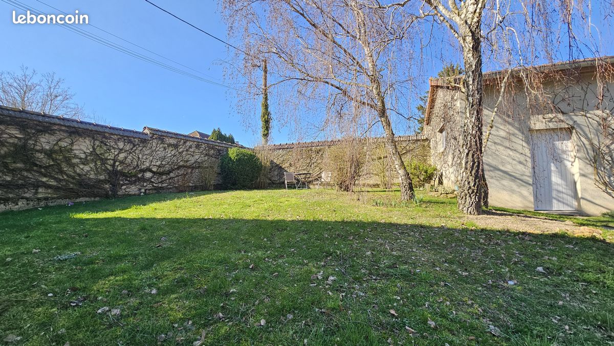 Maison 10 pièces 500 m² · à Lavannes · 500 m² · 860 000 €