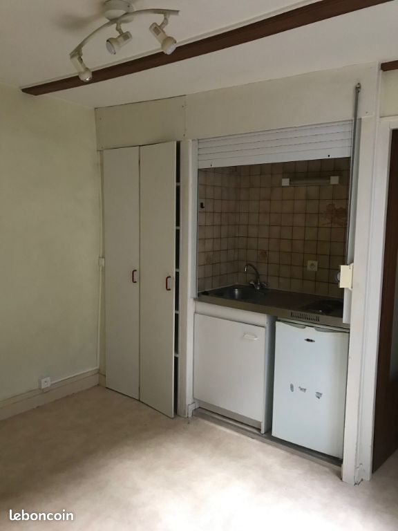 Appartement 1 pièce 17 m² · à Besançon · 17 m² · 365 €