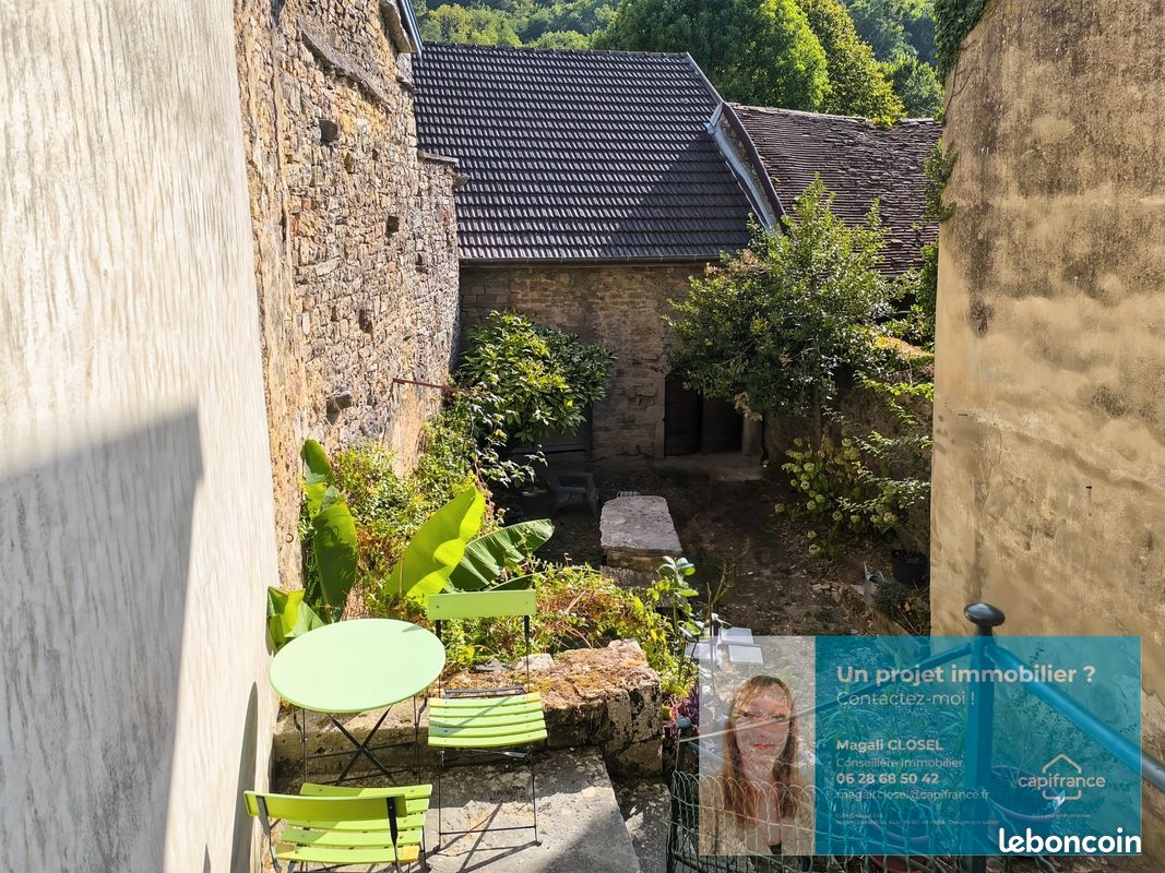 Maison 5 pièces 140 m² · à Conliège · 140 m² · 233 000 €