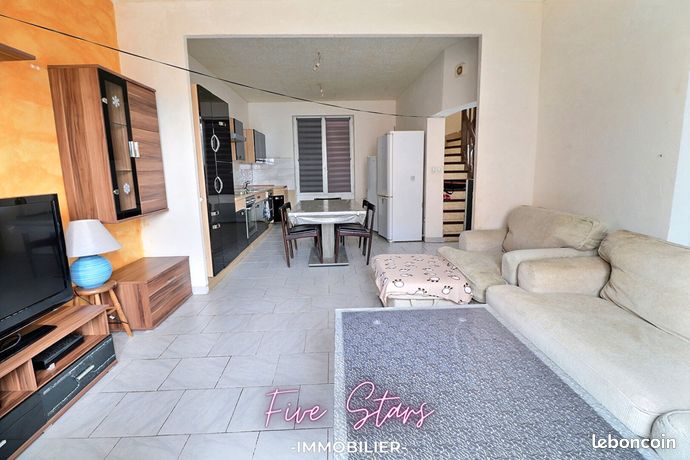 Maison 7 pièces 145 m²