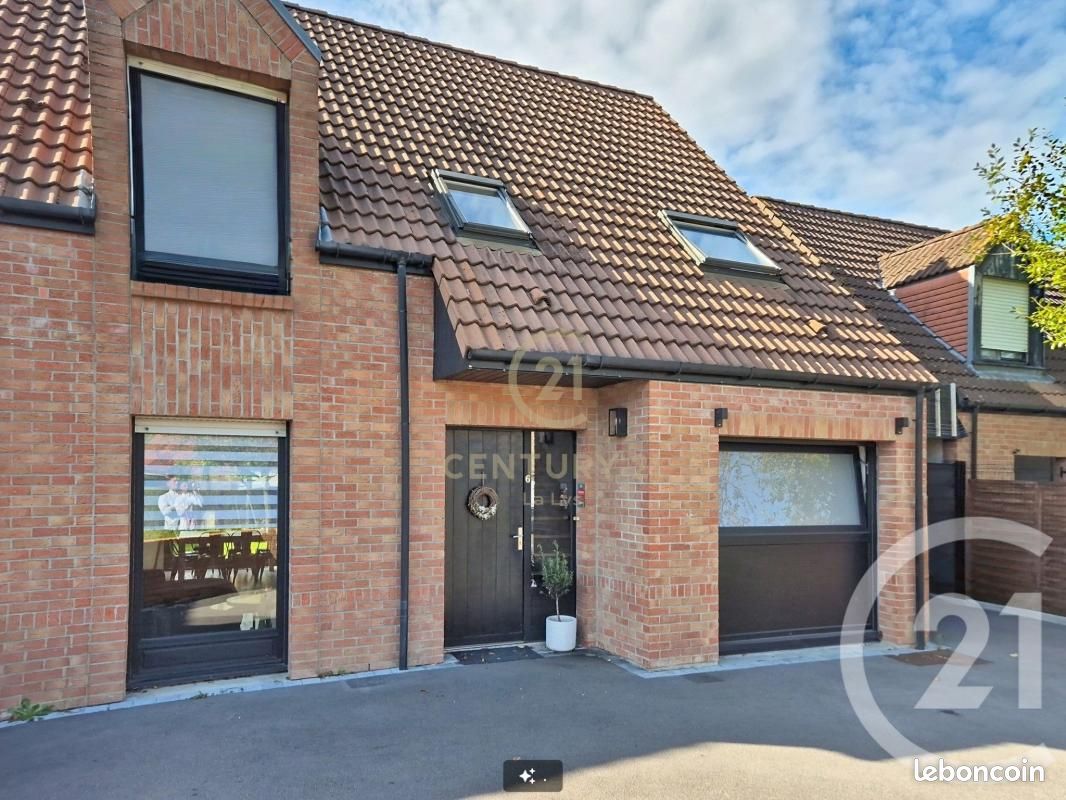 Maison 5 pièces 116 m² · à La Chapelle-d'Armentières · 116 m² · 399 000 €
