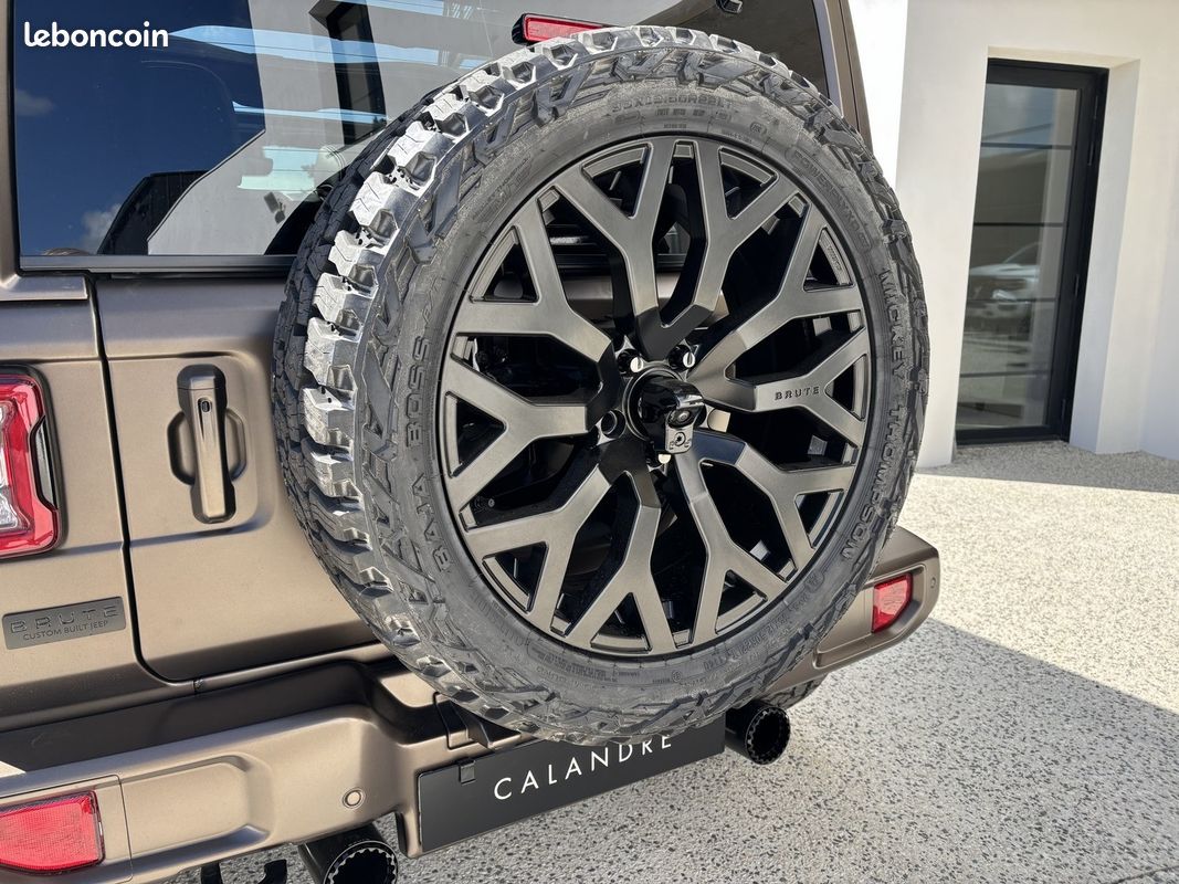 Jeep Wrangler BRUTE 4Xe Hybrid SkyOne (Facelift version 2025) (image 5)