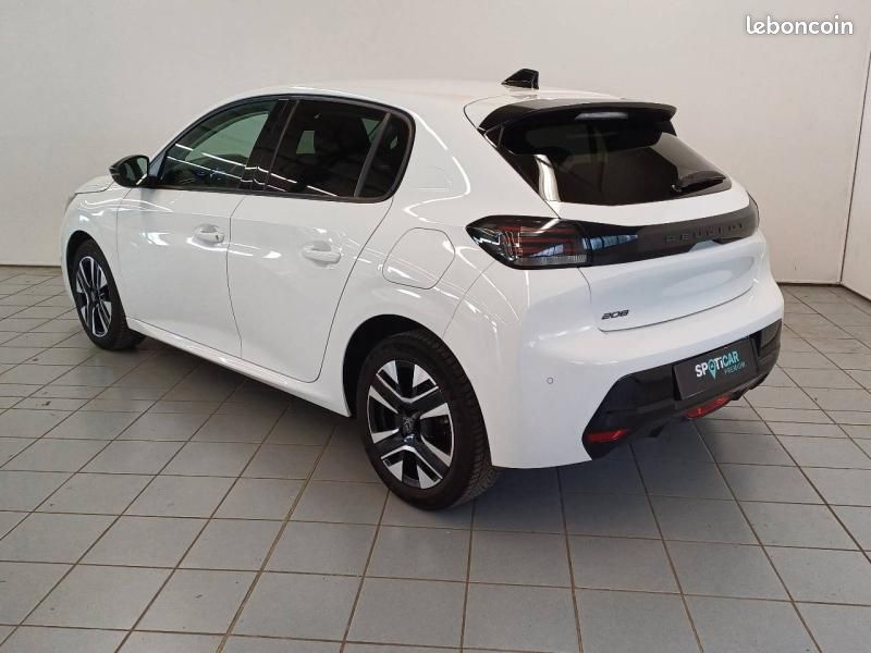 Peugeot 208 1.2 PureTech 100ch S&S Allure (image 4)