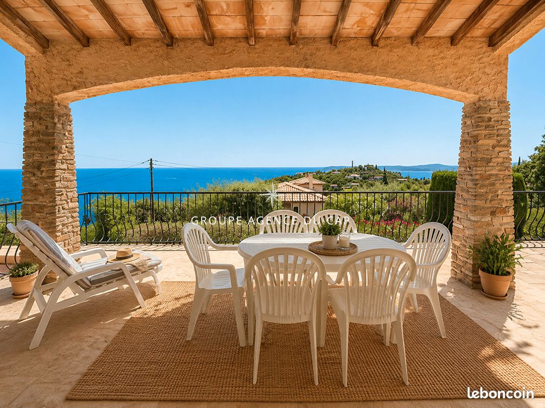 Maison 7 pièces 160 m² · à Roquebrune-sur-Argens · 160 m² · 1 290 000 €