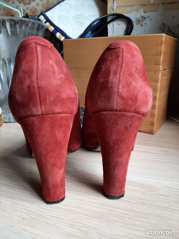 Escarpins talons dain rouge t37 (image 5)