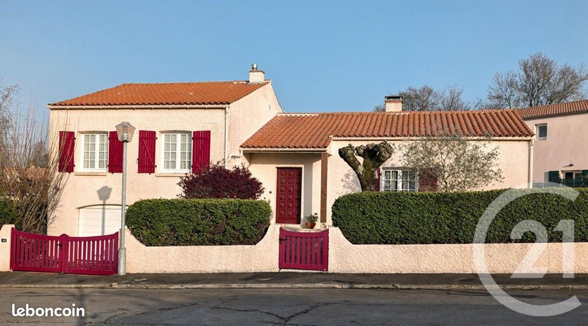 Maison 6 pièces 116 m² · à La Roche-sur-Yon · 116 m² · 279 900 €