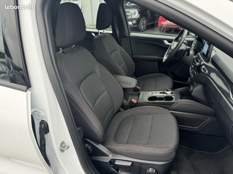 Ford Kuga 2.5 Duratec 190ch FHEV ST-Line BVA i-AWD (image 14)