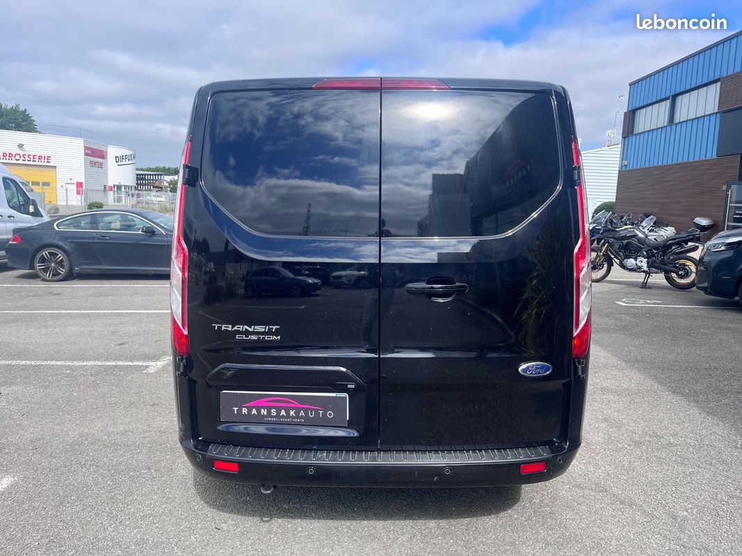 Ford transit custom cabine approfondie 320 l2h1 2.0 ecoblue 130 bva limited prix ttc/tva recuperable (image 4)