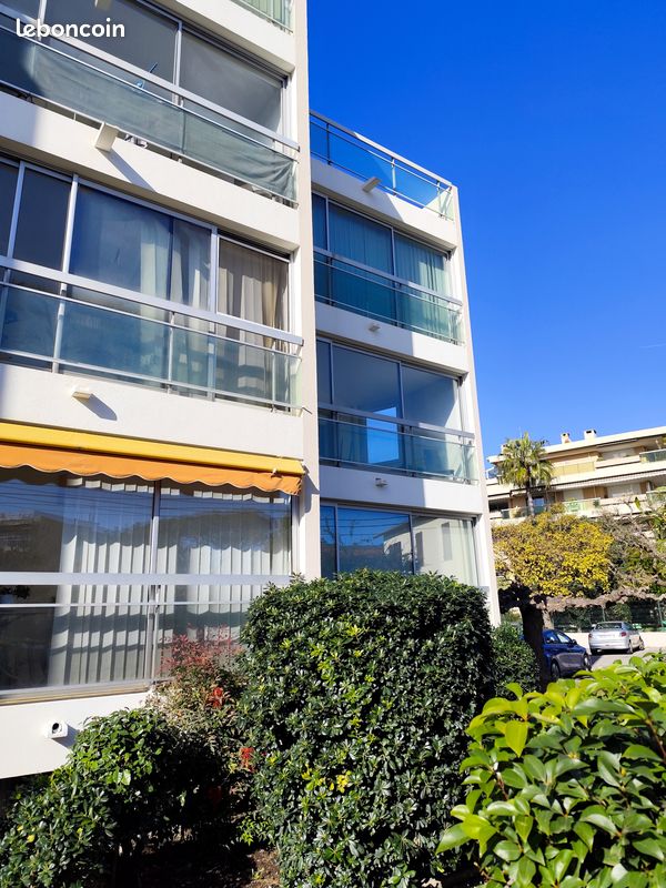 Appartement 2 pièces 28 m² · à Cagnes-sur-Mer · 28 m² · 825 €/mois