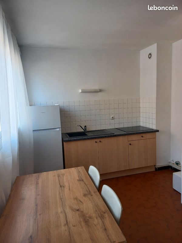 Appartement a louer roanne - 1 pièce(s) - 27 m2 - Surfyn