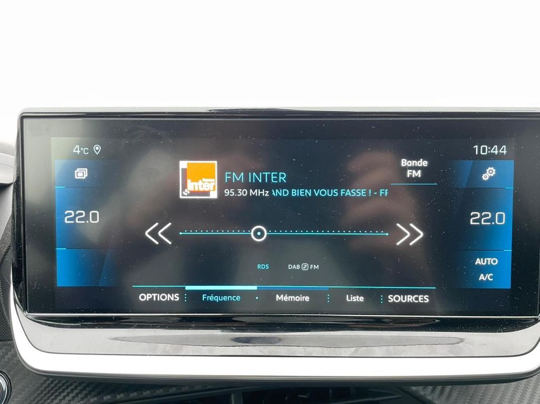 PEUGEOT 208 / 2008 RCC upgrade kit with Apple Car Play + Android Auto + DAB