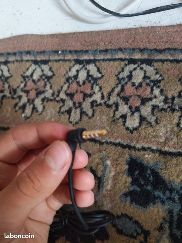 Écouteur Samsung archi archi neuf 👍 (image 4)