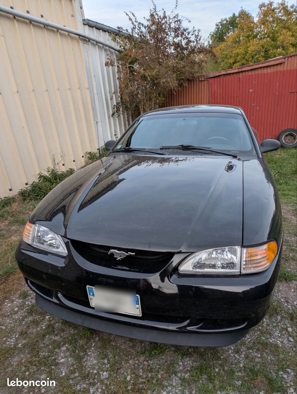 Ford mustang GT v8 1996 (image 1)
