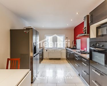 Appartement 198 000 € - 58 m²