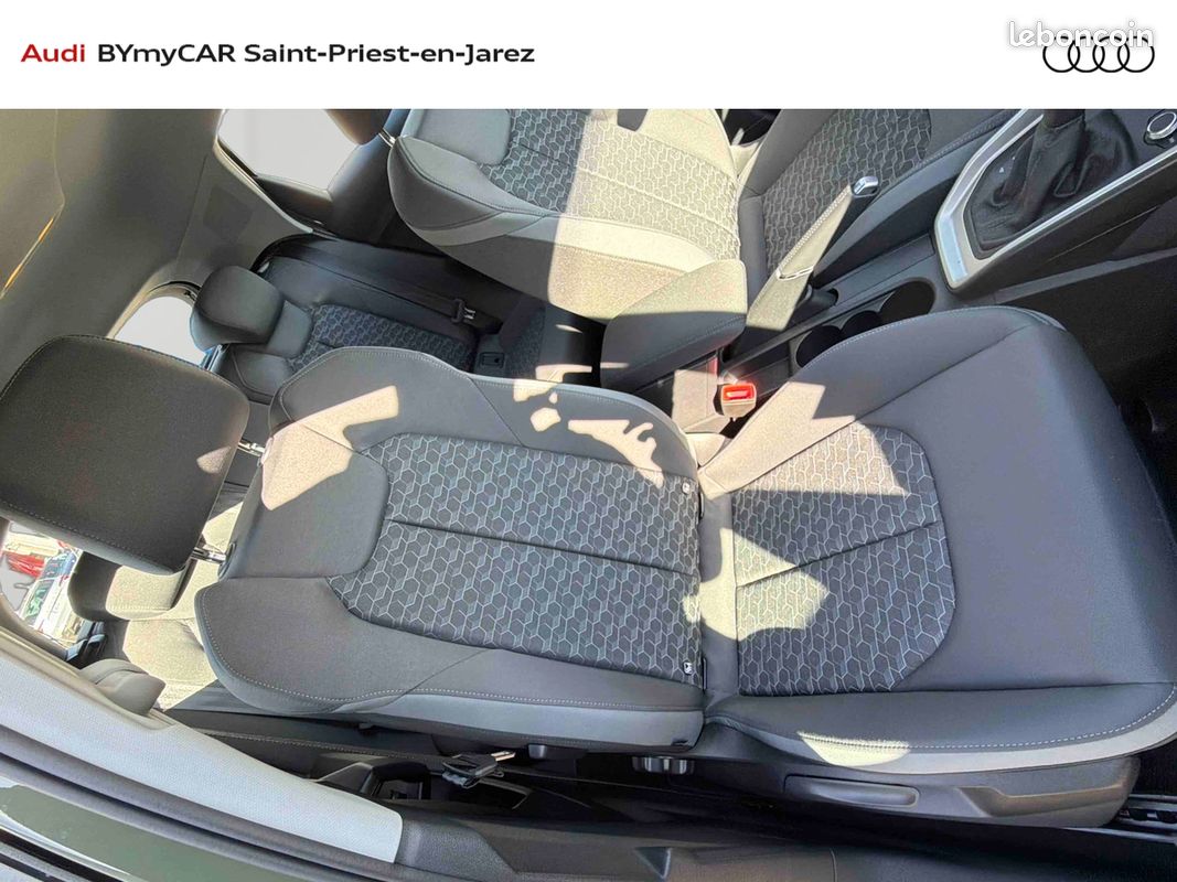 AUDI A1 Sportback 30 TFSI 116 ch S tronic 7 Design (image 15)