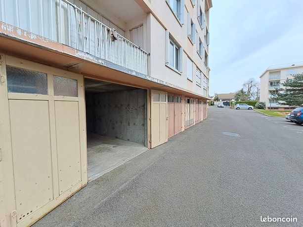 Parking/box 13 m² CROSNE
