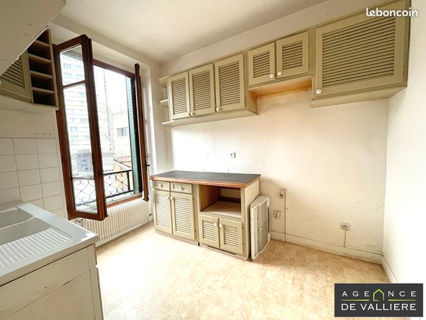 Maison a louer nanterre - 8 pièce(s) - 230 m2 - Surfyn